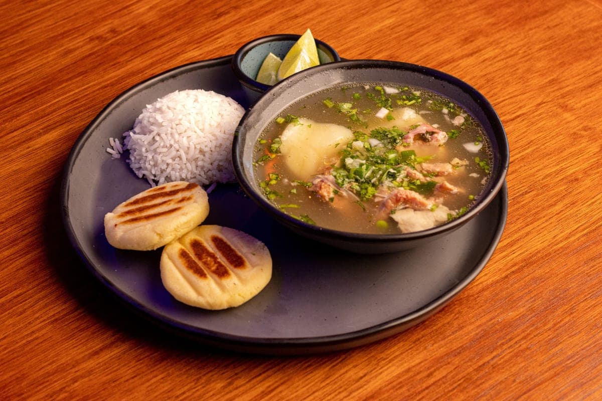 Caldo de costilla